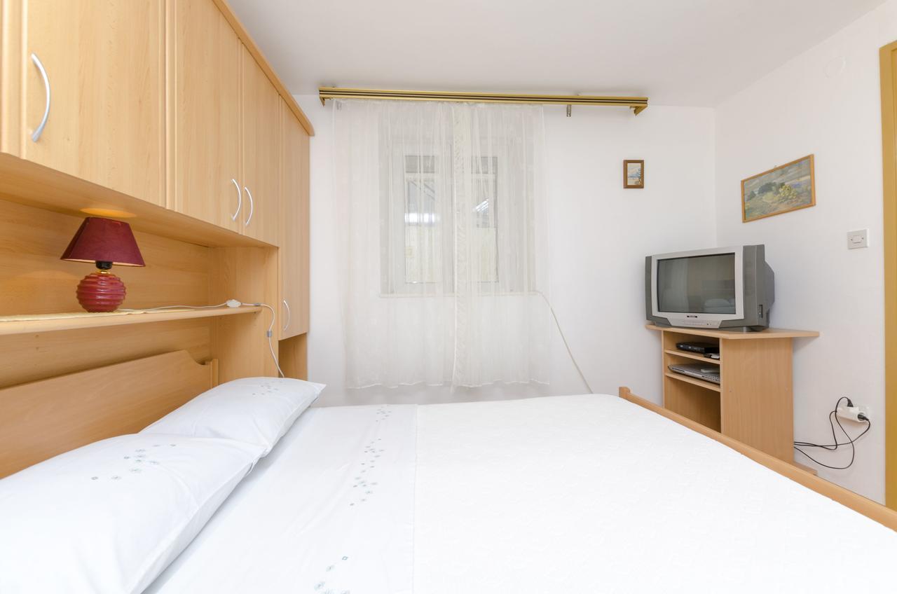 Apartments Visnja Primošten Eksteriør billede